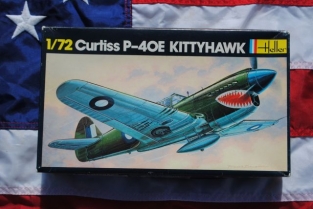 Heller 266 Curtiss P-40 E KITTYHAWK